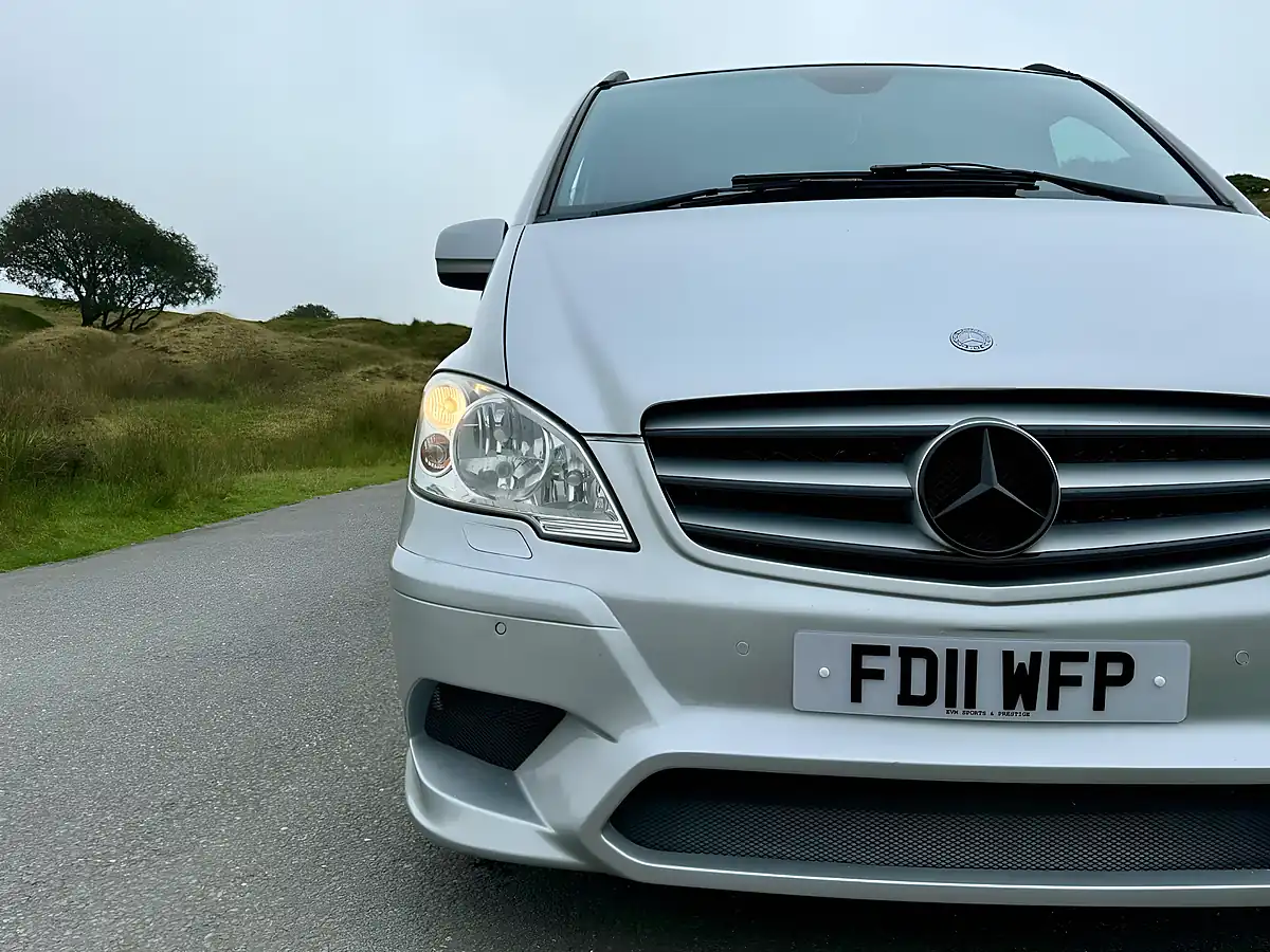 Used 2011 Mercedes Vito Dualiner L1 Silver - Interior and Exterior details 15