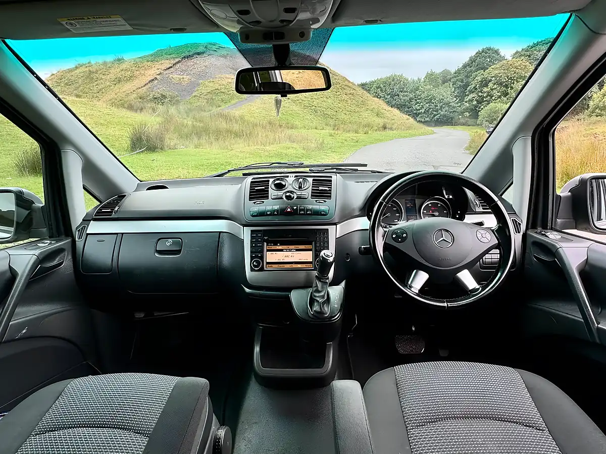 Used 2011 Mercedes Vito Dualiner L1 Silver - Interior and Exterior details 17