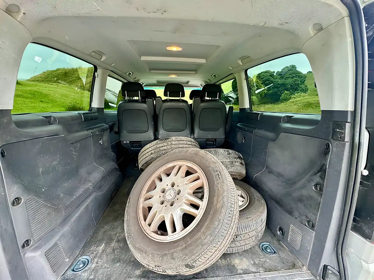 Used 2011 Mercedes Vito Dualiner L1 Silver - Interior and Exterior details 20