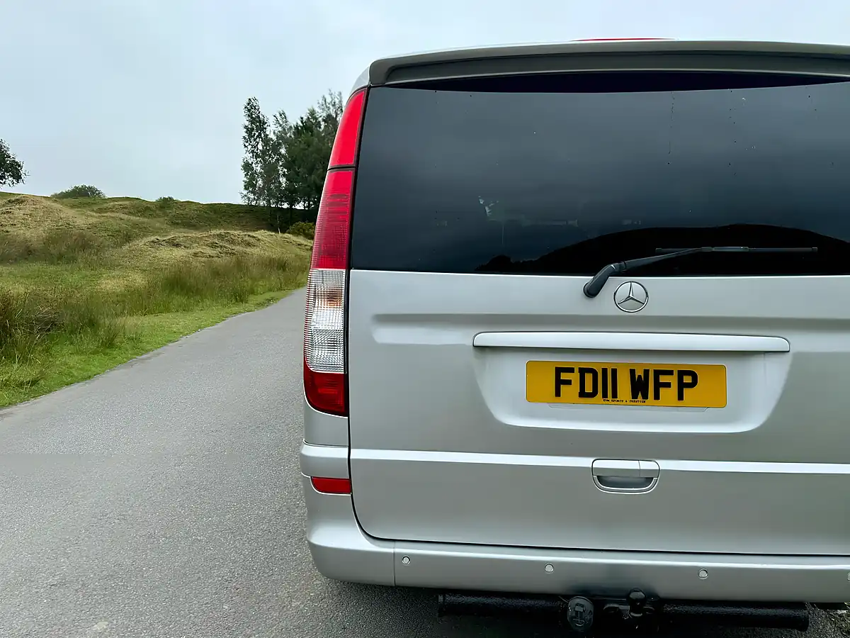 Used 2011 Mercedes Vito Dualiner L1 Silver - Interior and Exterior details 6