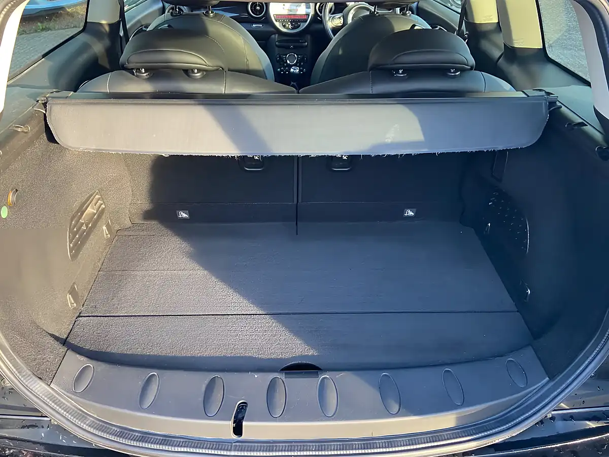 Used 2011 MINI Clubman Cooper S Grey - Interior and Exterior details 12