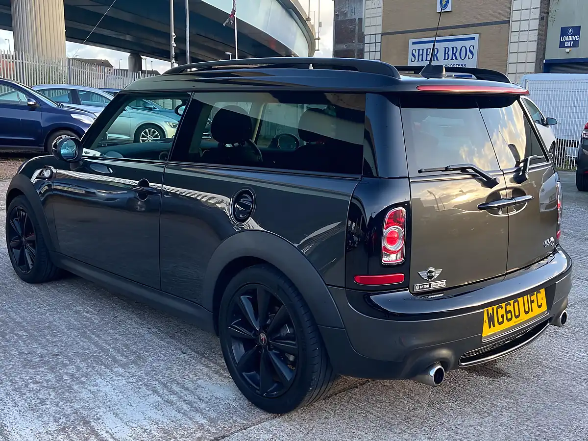 Used 2011 MINI Clubman Cooper S Grey - Interior and Exterior details 8