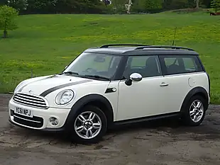 Used 2011 MINI Clubman Cooper White - Interior and Exterior details 11
