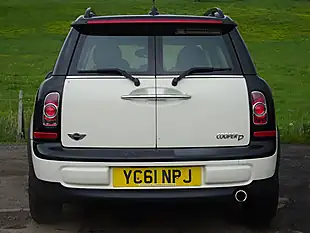 Used 2011 MINI Clubman Cooper White - Interior and Exterior details 12