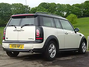 Used 2011 MINI Clubman Cooper White - Interior and Exterior details 13
