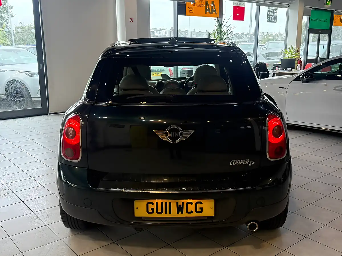 Used 2011 MINI Countryman ALL4 Green - Interior and Exterior details 10