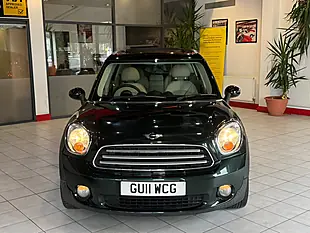 Used 2011 MINI Countryman ALL4 Green - Interior and Exterior details 4