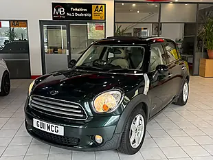 Used 2011 MINI Countryman ALL4 Green - Interior and Exterior details 5