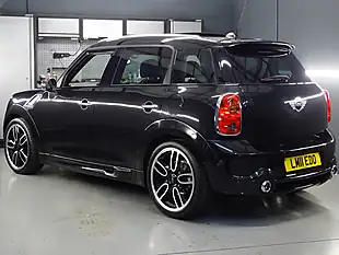 Used 2011 MINI Countryman Cooper Black - Interior and Exterior details 10