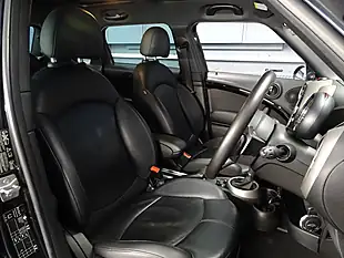 Used 2011 MINI Countryman Cooper Black - Interior and Exterior details 17