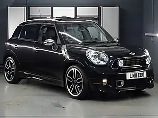 Used 2011 MINI Countryman Cooper Black - Interior and Exterior details 2