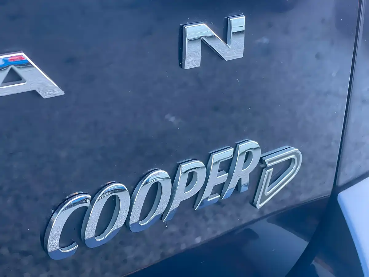 Used 2011 MINI Countryman Cooper Blue - Interior and Exterior details 10
