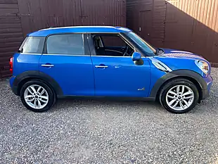 Used 2011 MINI Countryman Cooper Blue - Interior and Exterior details 5