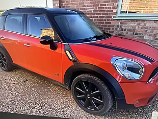 Used 2011 MINI Countryman Cooper (chili Ii Pack) Pure Red - Interior and Exterior details 2