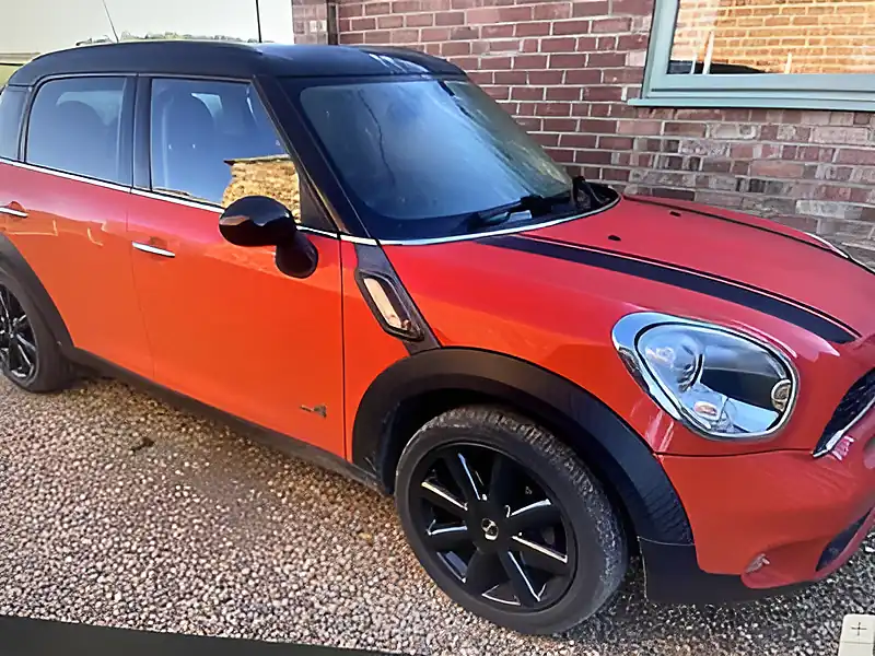 Used 2011 MINI Countryman Cooper (chili Ii Pack) Pure Red - Interior and Exterior details 2