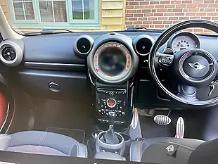 Used 2011 MINI Countryman Cooper (chili Ii Pack) Pure Red - Interior and Exterior details 8