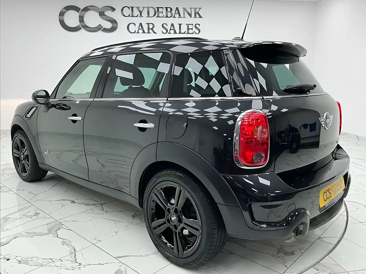 Used 2011 MINI Countryman Cooper S Black - Interior and Exterior details 5
