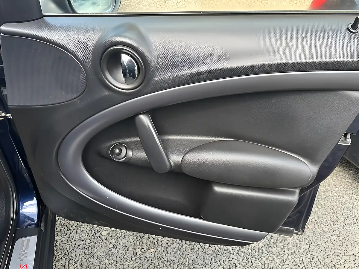 Used 2011 MINI Countryman Cooper S Blue - Interior and Exterior details 17