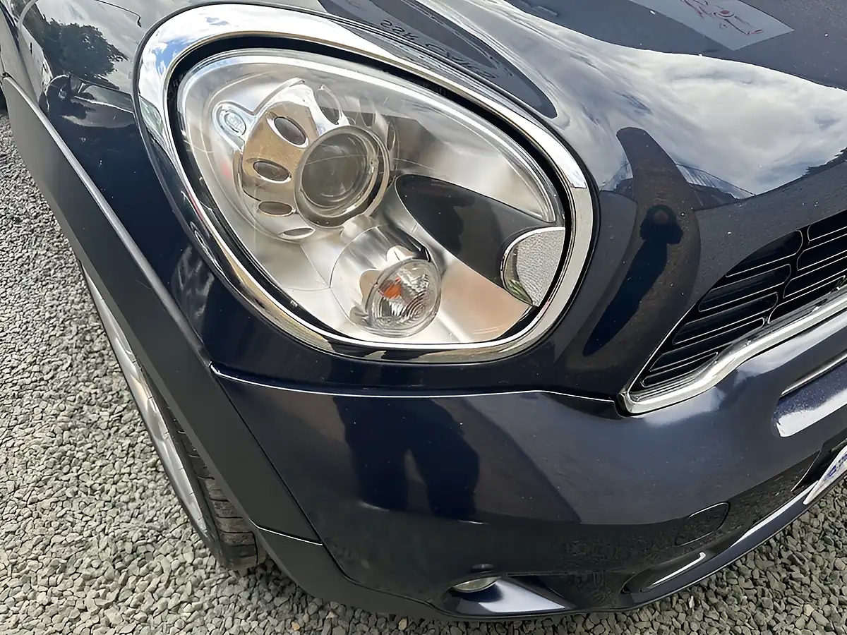 Used 2011 MINI Countryman Cooper S Blue - Interior and Exterior details 7