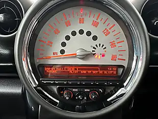 Used 2011 MINI Countryman Cooper White - Interior and Exterior details 15