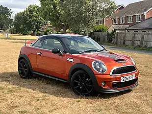 Used 2011 MINI Coupe Cooper Spice Orange Metallic - Interior and Exterior details 3