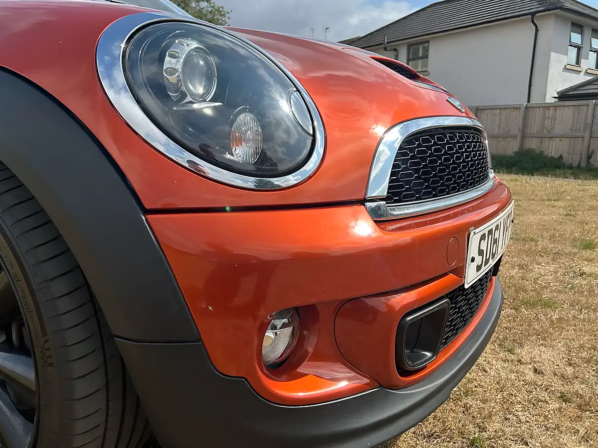 Used 2011 MINI Coupe Cooper Spice Orange Metallic - Interior and Exterior details 9