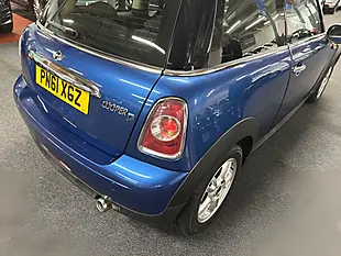 Used 2011 MINI Hatch Cooper Blue - Interior and Exterior details 13