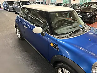 Used 2011 MINI Hatch Cooper Blue - Interior and Exterior details 20