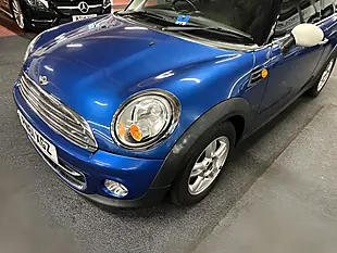 Used 2011 MINI Hatch Cooper Blue - Interior and Exterior details 4