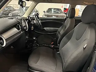 Used 2011 MINI Hatch Cooper Blue - Interior and Exterior details 9