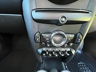 Used 2011 MINI Hatch Cooper Silver - Interior and Exterior details 13