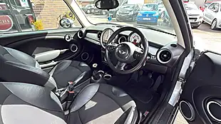Used 2011 MINI Hatch Cooper Silver - Interior and Exterior details 13