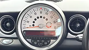 Used 2011 MINI Hatch Cooper Silver - Interior and Exterior details 14