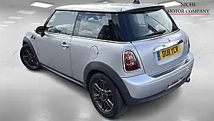 Used 2011 MINI Hatch Cooper Silver - Interior and Exterior details 5