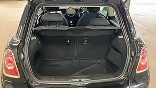 Used 2011 MINI Hatch One Black - Interior and Exterior details 9