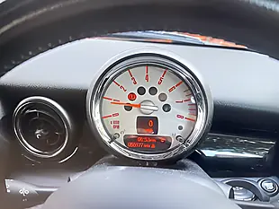 Used 2011 MINI Hatch One (pepper Pack) White - Interior and Exterior details 7