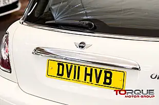 Used 2011 MINI Hatch One White - Interior and Exterior details 10