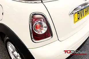 Used 2011 MINI Hatch One White - Interior and Exterior details 16