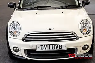 Used 2011 MINI Hatch One White - Interior and Exterior details 5