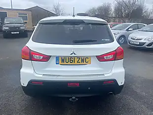 Used 2011 Mitsubishi Asx Cleartec 3 White - Interior and Exterior details 6
