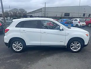 Used 2011 Mitsubishi Asx Cleartec 3 White - Interior and Exterior details 7