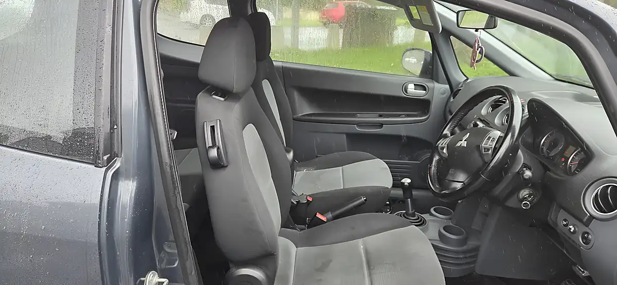 Used 2011 Mitsubishi Colt CZ2 Grey - Interior and Exterior details 14