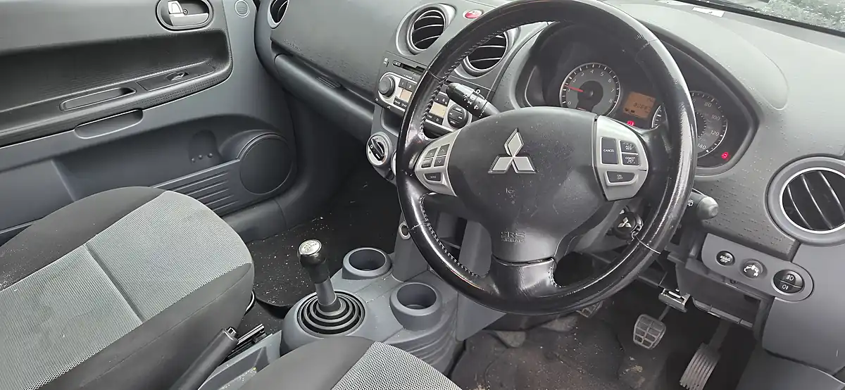 Used 2011 Mitsubishi Colt CZ2 Grey - Interior and Exterior details 16