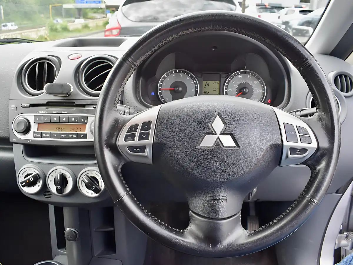 Used 2011 Mitsubishi Colt CZ2 Silver - Interior and Exterior details 11