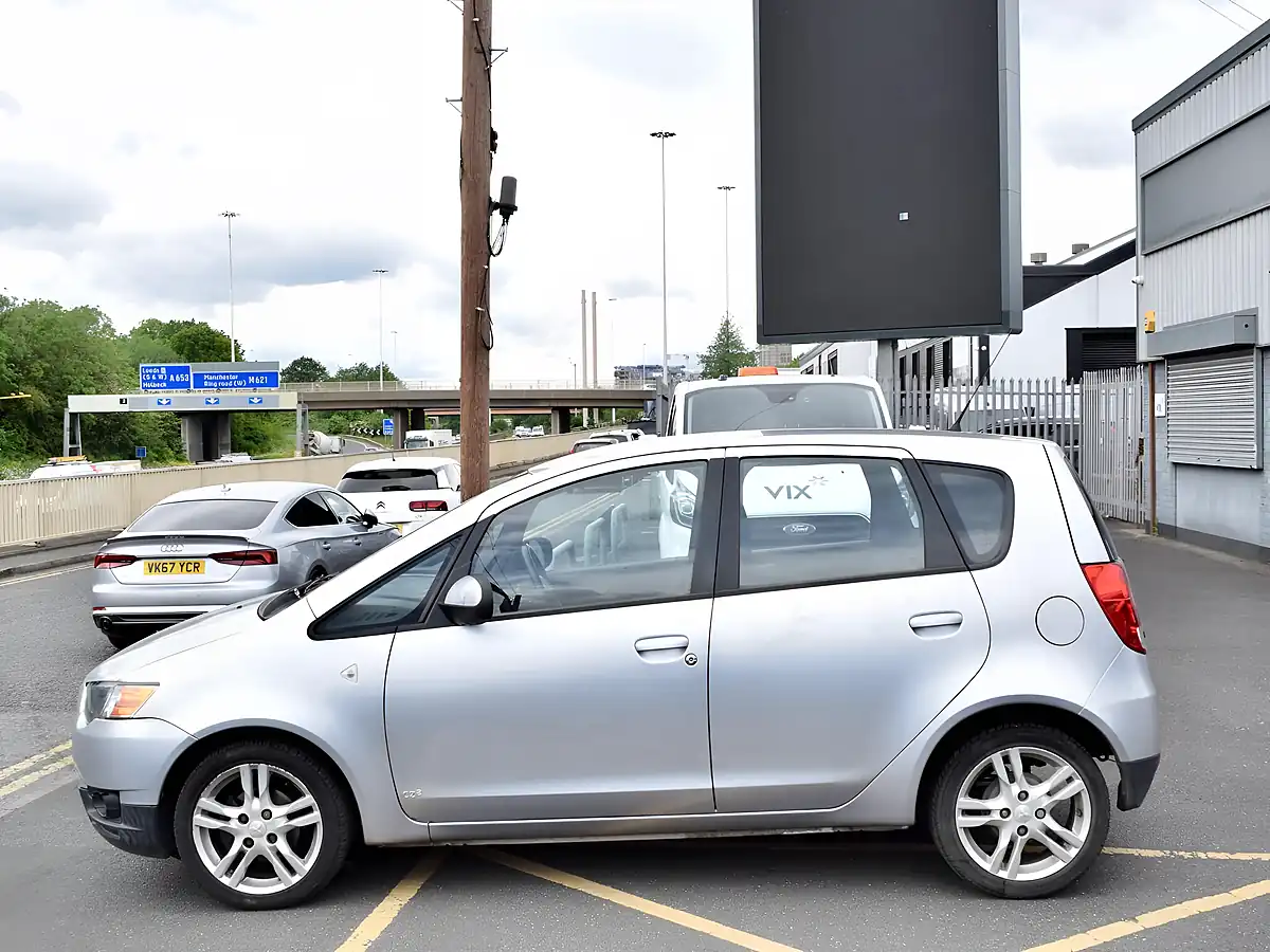 Used 2011 Mitsubishi Colt CZ2 Silver - Interior and Exterior details 4