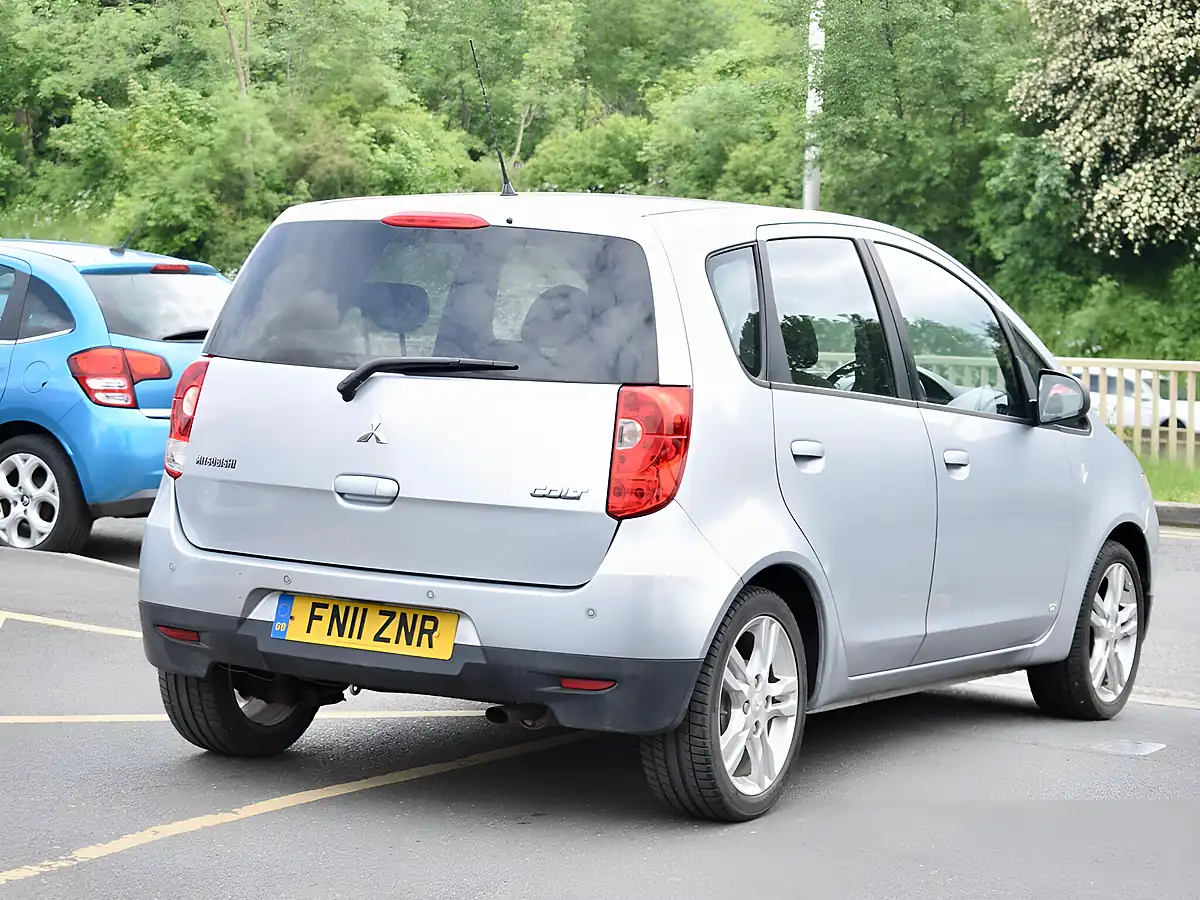 Used 2011 Mitsubishi Colt CZ2 Silver - Interior and Exterior details 8