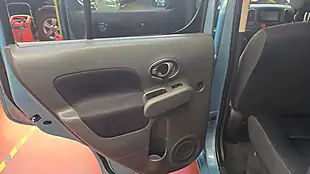 Used 2011 Nissan Cube Mobility Ramp Green - Interior and Exterior details 14