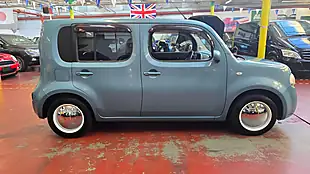 Used 2011 Nissan Cube Mobility Ramp Green - Interior and Exterior details 16