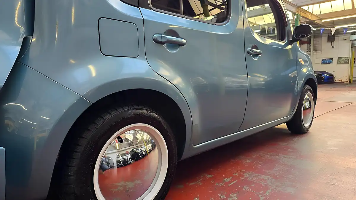 Used 2011 Nissan Cube Mobility Ramp Green - Interior and Exterior details 19
