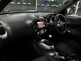 Used 2011 Nissan Juke Acenta Orange - Interior and Exterior details 19